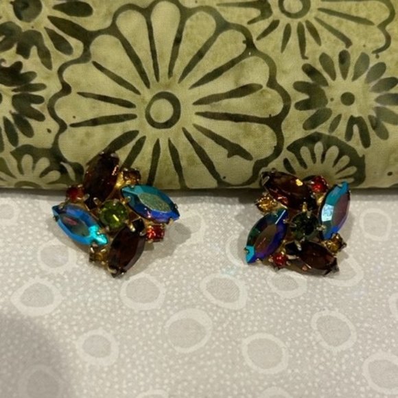 VTG Aurora Borealis AB Rhinestone Gold Earrings - Picture 6 of 8
